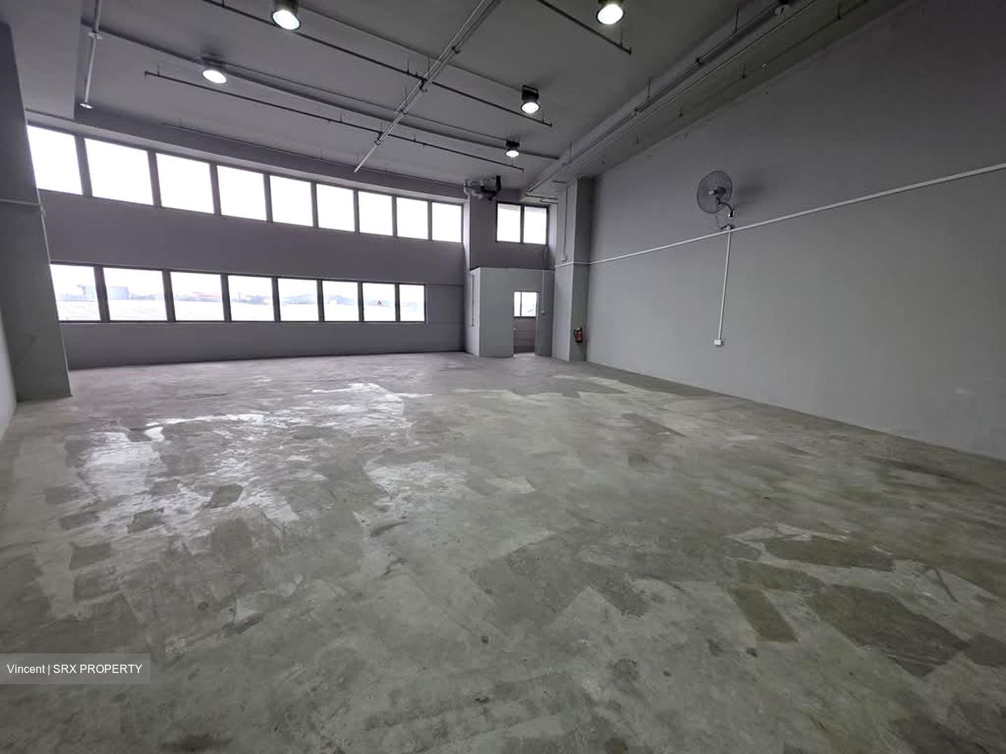 Carros Centre (D25), Factory #582261241